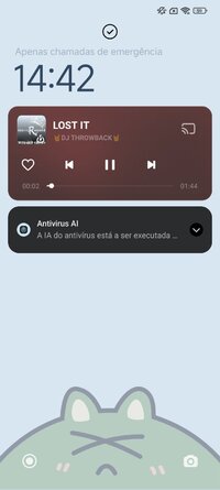 Screenshot_2025-10-05-14-42-40-263_lockscreen.jpg