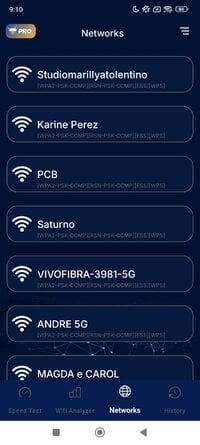 Screenshot_2025-10-06-09-10-59-739_com.topzonestudio.internet.speed.test.meter.speedx.jpg