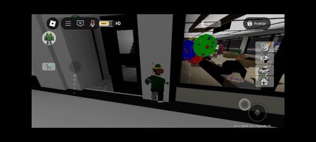 Screenshot_2025-11-05-00-56-58-169_com.roblox.client.vnggames.jpg
