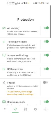 Screenshot_20251206_214159_com.adguard.android.jpg